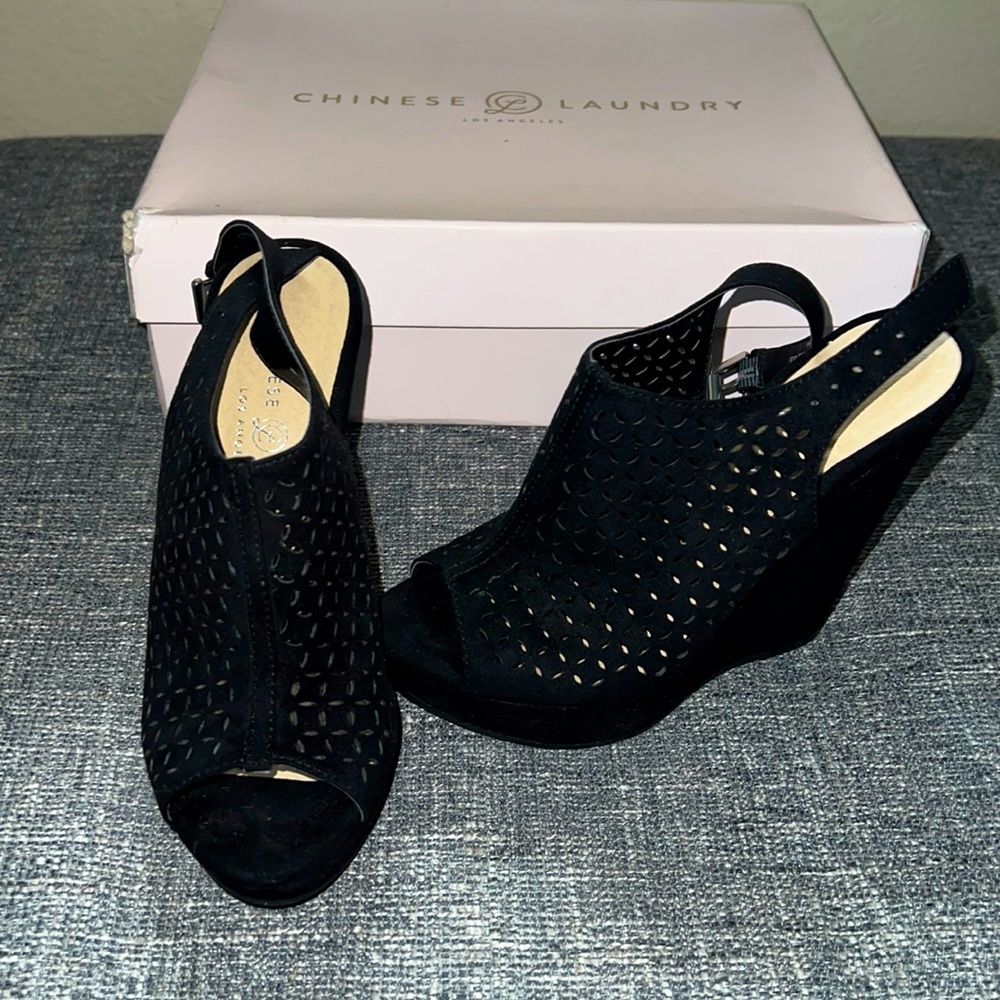 Chinese Laundry sexy wedges